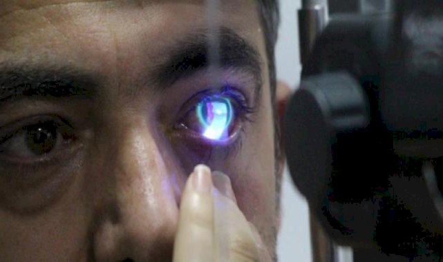 Gümüşhane'de sol gözüne Japon yapıştırıcısı kaçtı