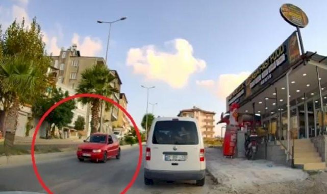 Hatay'da herkesin düz gittiği yolda geri geri ilerledi