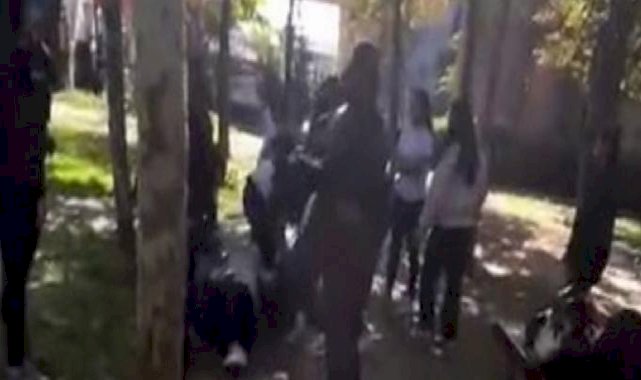 İstanbul'da kız öğrenciler birbirine girdi