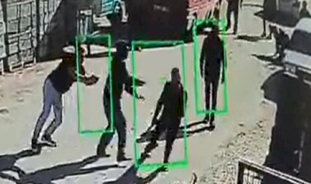 Kütahya'da satırlı, silahlı ve demir sopalı park kavgası: 3 yaralı