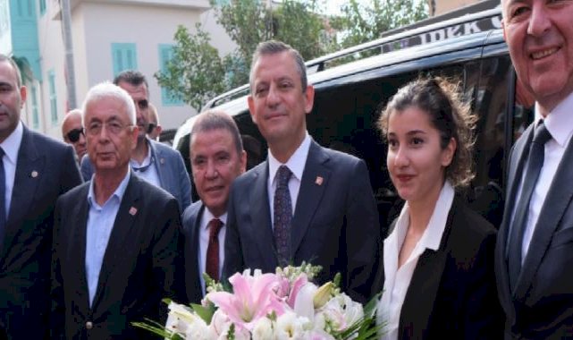 Özgür Özel, Antalya'da