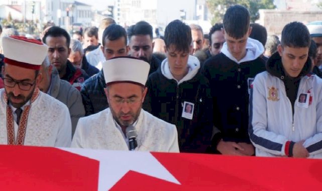 Şehit polis Mehmet Sıddık Temel, memleketi Erzurum'da toprağa verildi