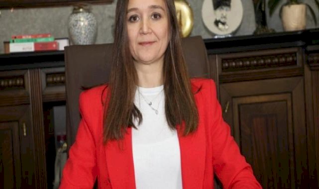 Şehzadeler Belediye Başkanı Gülşah Durbay, Özgür Özel ile ilişkisi olduğu iddiasını yalanladı