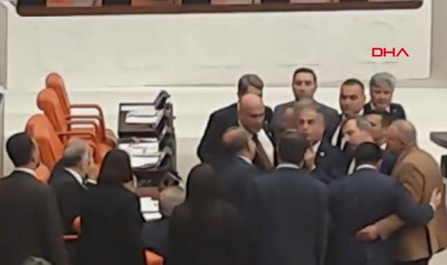 TBMM'de İyi Parti ve DEM Parti arasında 'terörist' kavgası