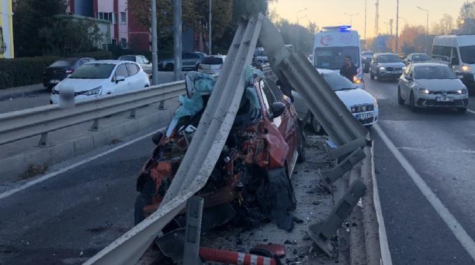 Tekirdağ&#039;da trafik kazası: Burnu bile kanamadı