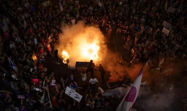 Tel Aviv’de esir takası için gösteri düzenlendi