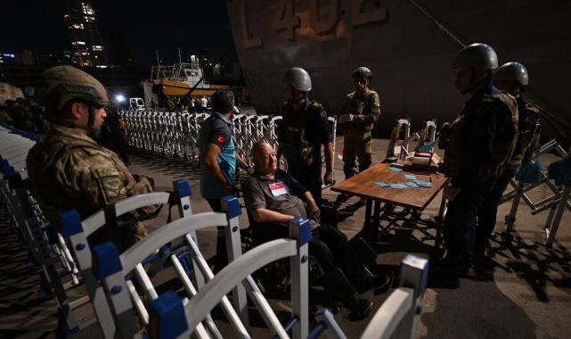 Türk ordusu, sivillerin tahliyesi için Lübnan'da