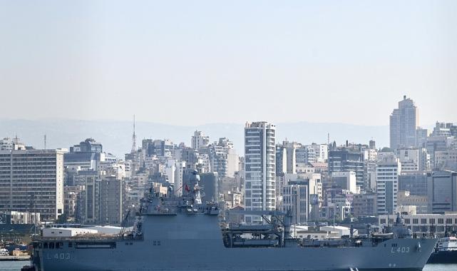 Türk tahliye gemileri Beyrut'a ulaştı