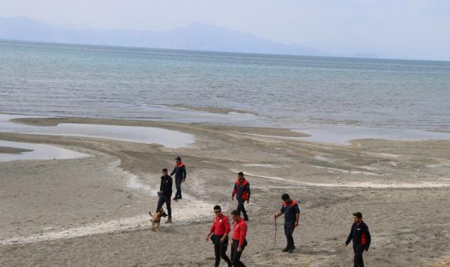 Van'da aranan Rojin için özel ekip