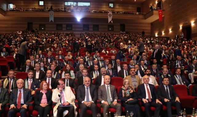 YÖK Başkanı Özvar: Yabancı öğrenci sayısında hedef 500 bin