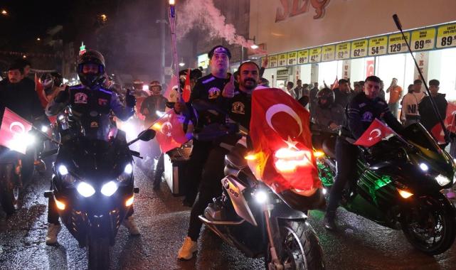 Yurdun dört bir yanında Cumhuriyet Bayramı için fener alayı