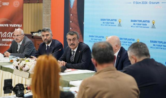 Yusuf Tekin'den Kabine değişikliği açıklaması: En çok beni konuşuyorlar, takdir
