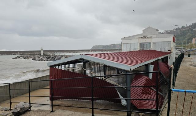 Zonguldak'ı sağanak vurdu: Heyelan ve su taşkınları yaşandı