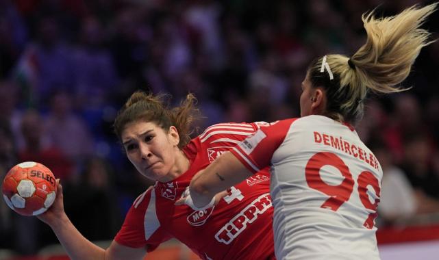 A Milli Kadın Hentbol Takımı, tarihinin ilk Avrupa Şampiyonası maçında yenildi