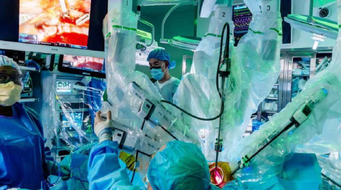 ABD'de dünyanın ilk tam robotik çift akciğer nakli yapıldı