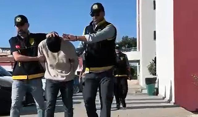 Adana'da iş yerini Kalaşnikof'la kurşunlayıp, 300 bin TL haraç istediler