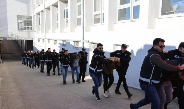 Adana'da sahte para üreten şebeke çökertildi