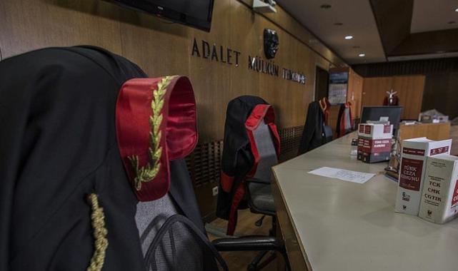 Ankara'da mahkeme başkanı, savcı ile birlikteyken yakalanınca balkondan atladı