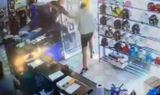 Antalya'da Atatürk görseline çirkin saldırı