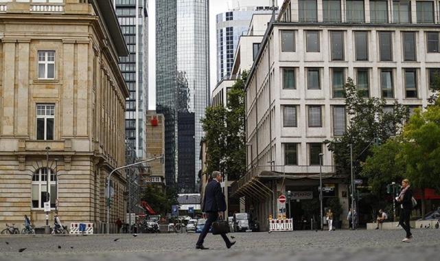 Avrupalı şirketler işten çıkarma planlarını açıkladı