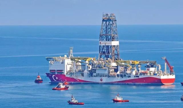 Bakan Alparslan Bayraktar duyurdu: Ekim ayında petrol ve doğalgaz üretiminde rekor kırıldı