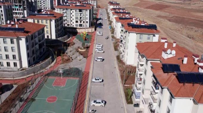 Baykar'ın deprem konutlarına vatandaştan tam not