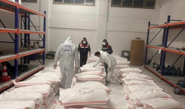 Bitlis'te zehir tacirlerine operasyon: Bebek pudrası içinde uyuşturucu çıktı