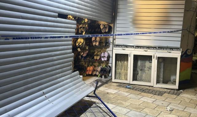 Bodrum'daki market yangında ölü sayısı 2'ye çıktı