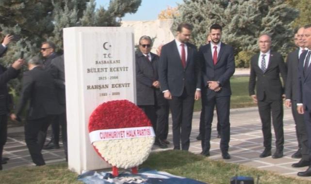 Bülent Ecevit vefatının 18'inci yılında mezarı başında anıldı