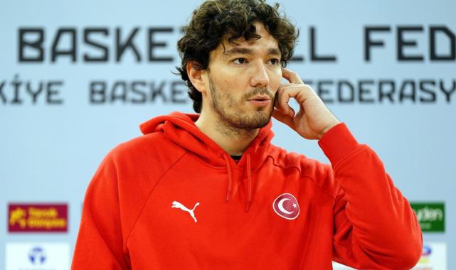 Cedi Osman: Hep en üstleri hedeflemek istiyoruz