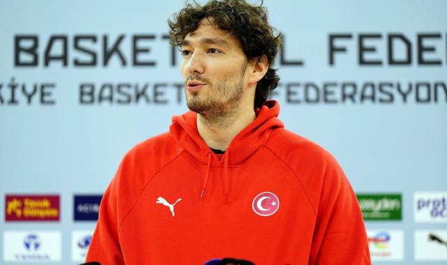 Cedi Osman: Hep en üstleri hedeflemek istiyoruz