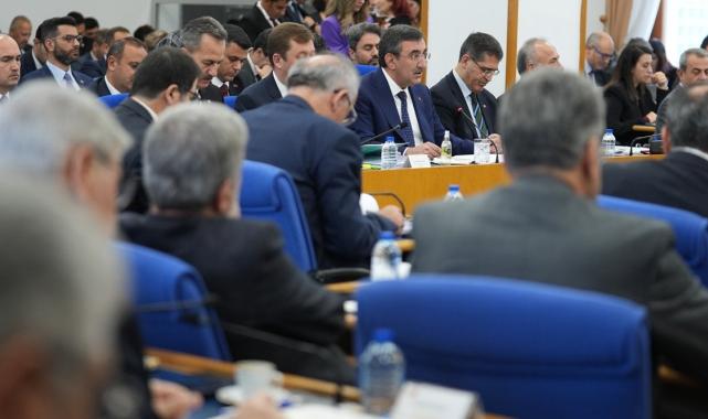 Cevdet Yılmaz: Enflasyonu düşürürken dengeli büyümeyi sürdüreceğiz