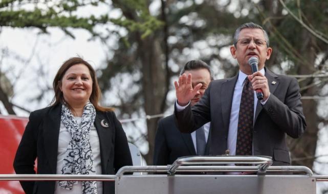 CHP'de partiye muhalif belediye başkanları sorunu: Özgür Özel, Ankara'ya çağıracak
