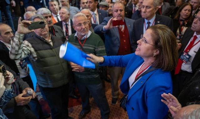 Demokrat Parti Genel Başkanlığına Gültekin Uysal yeniden seçildi