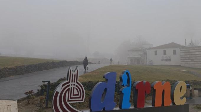 Edirne'de sis etkili oldu