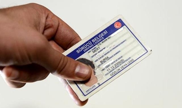 Ehliyet yeniletecekler için süre daralırken randevu yoğunluğu yüzde yüze dayandı!