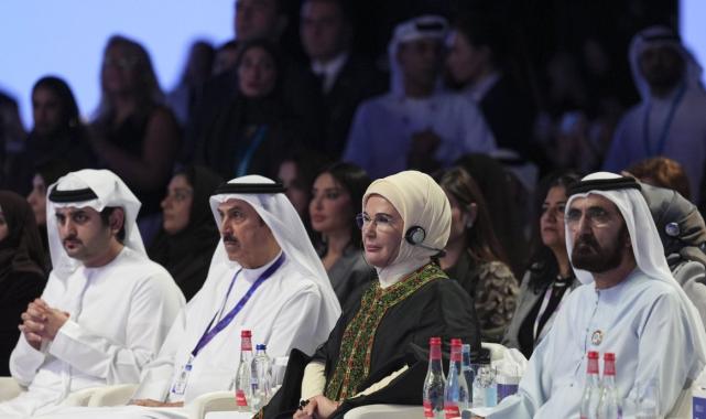 Emine Erdoğan Dubai Küresel Kadınlar Forumu'na katıldı