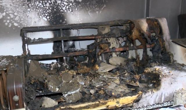 Evden çıkarılmak istenen kiracı evi yakıp kaçtı