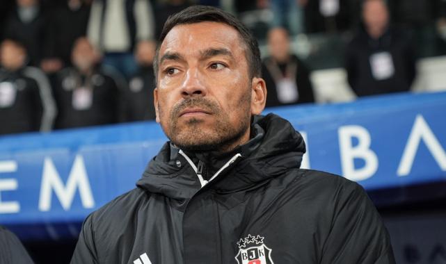 Giovanni van Bronckhorst: Havlu attık diyemem