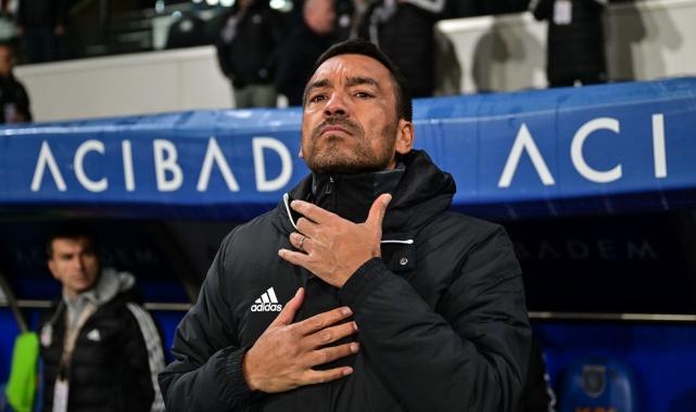 Giovanni van Bronckhorst: Havlu attık diyemem