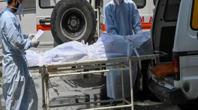 Hindistan'da cesedin gözleri çalındı: Doktorlar fareler yaptı dedi