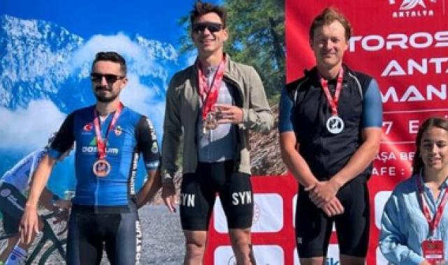 İnegöllü sporcular kürsülere ambargo koydu