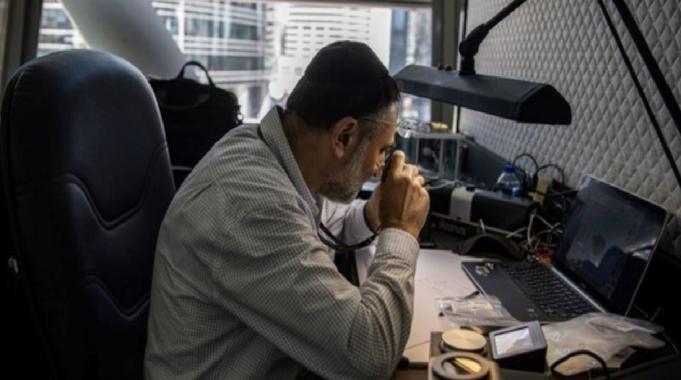 İsrail'in 'kanlı elmas' ticareti