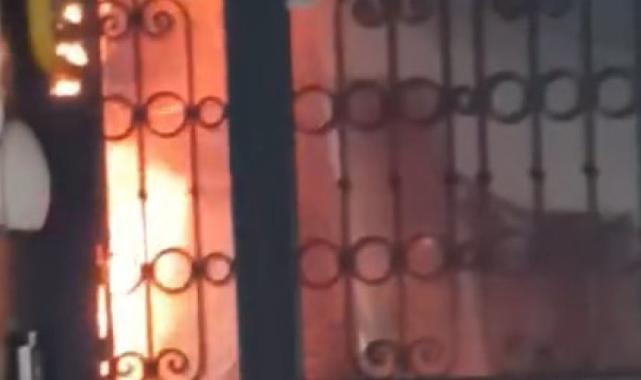 İstanbul'da iş yeri alevlere teslim oldu: 10 işçi kurtarıldı