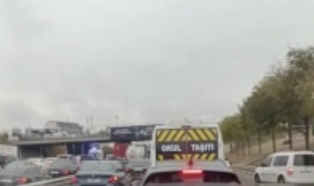 İstanbul'da trafik magandaları ambulansa yol vermedi