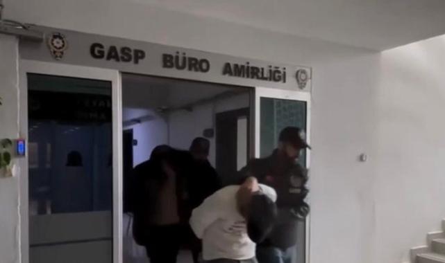 İzmir'de eve düzenlenen silahlı saldırıda şüpheliler yakalandı