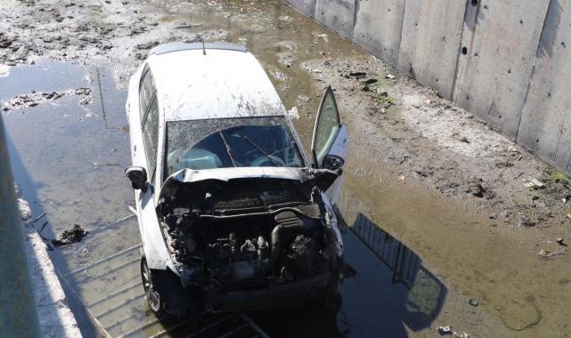 Kayseri'de otomobil sulama kanalına uçtu