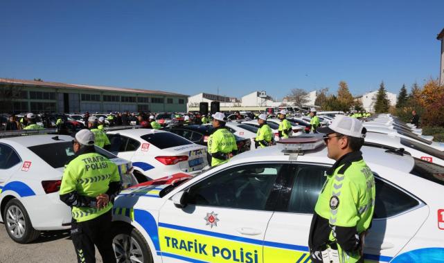 Konya emniyeti yeni hizmet araçlarıyla gücüne güç kattı