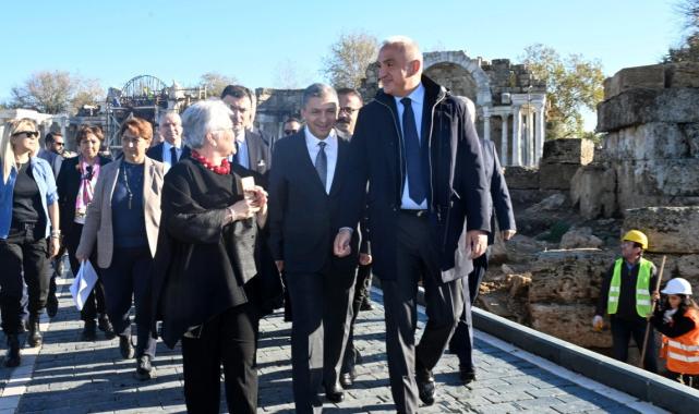 Kültür ve Turizm Bakanı Mehmet Nuri Ersoy: Kazı çalışmalarına ödenek 6 milyar lira