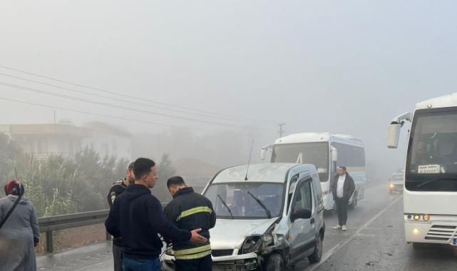 Manisa'da yağış ve sis kazaları beraberinde getirdi! Sürücüler uyarıldı!